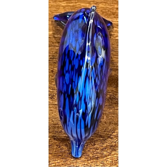 Blue Glass Dolphin Figurine - Picture 5 of 6